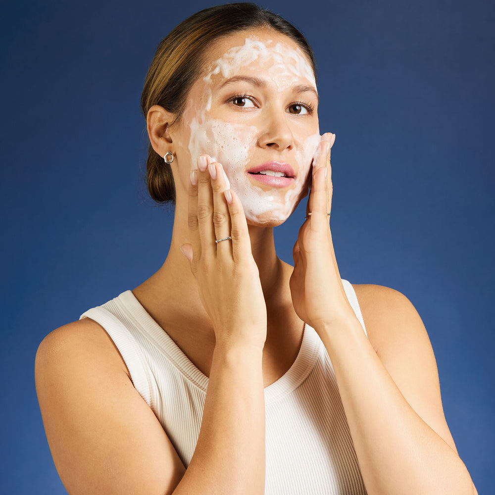 Duo - Gel nettoyant moussant + tampon réutilisable