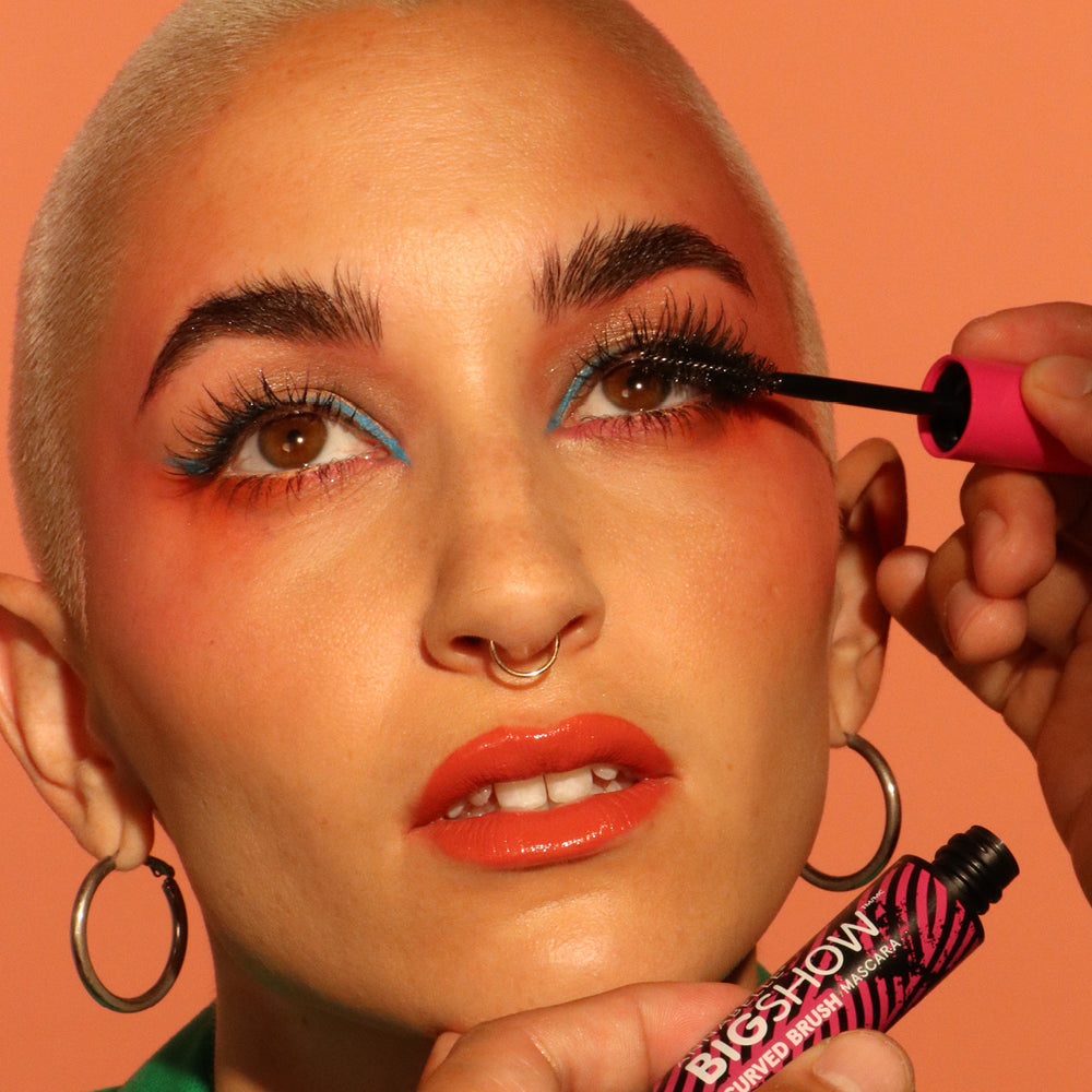 Bigshow Curved Brush Mascara Blackest Black